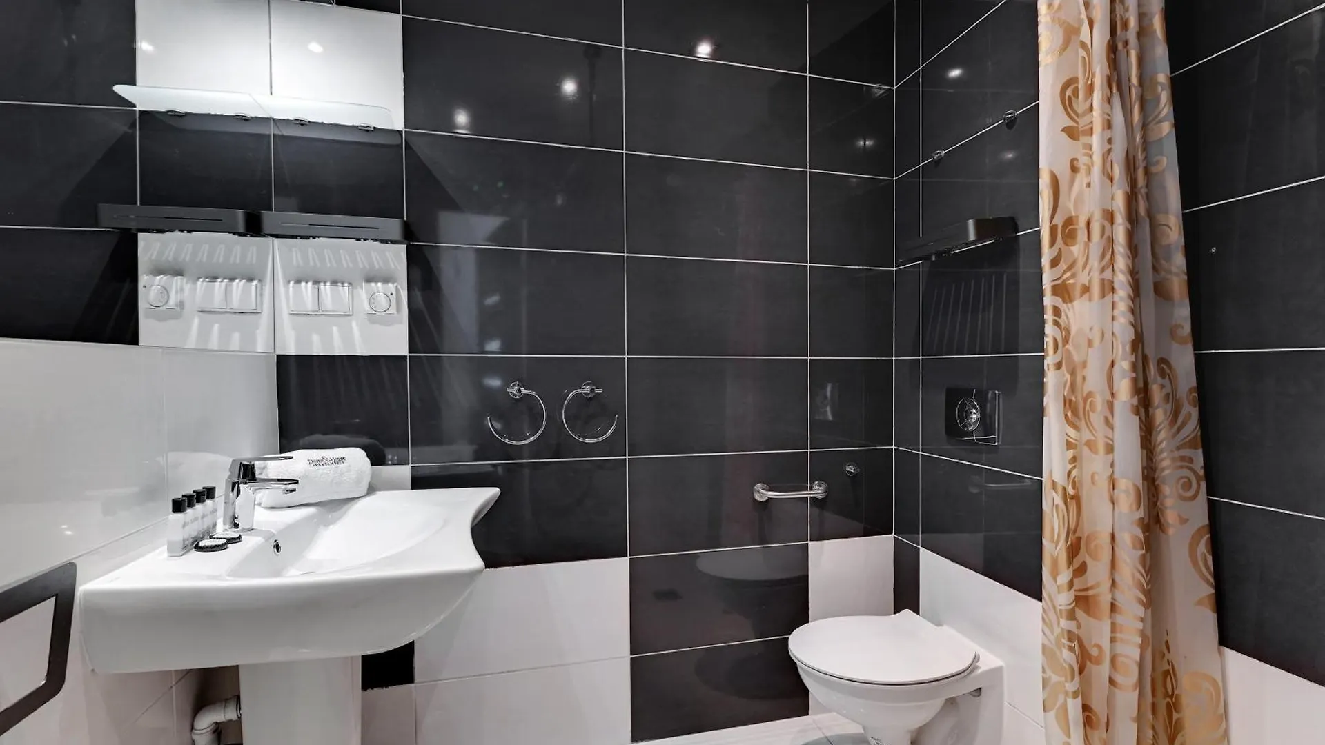 Apartment Dom & House - Apartamenty Sunrise Sopot Poland